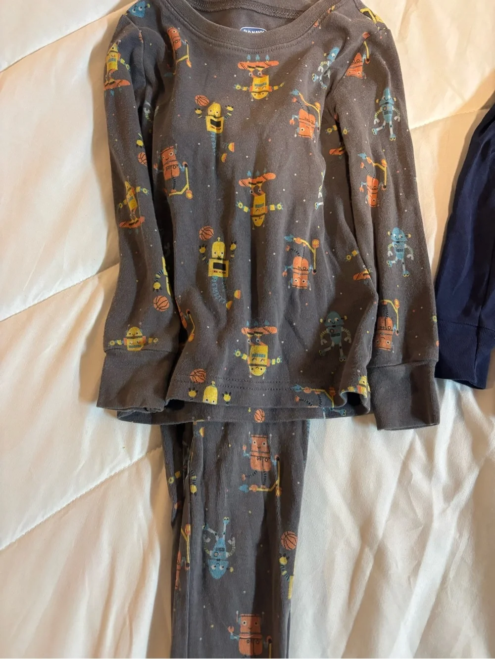 Old Navy Navy & Charcoal Robot and Rocket Pajama Set size 3t-pants & long sleeve